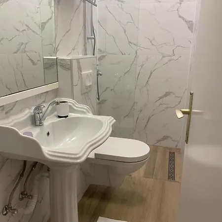 Apartment Bilo Primosten
